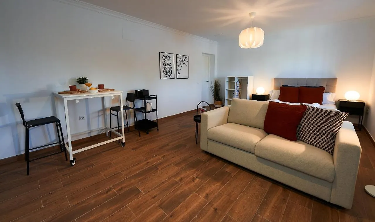 アパート Apartamentos Sierra De Las Nieves ロンダ
